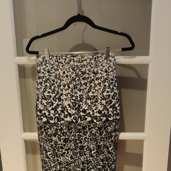 Black and White Floral Women's Skirt - Picture 1 of 5